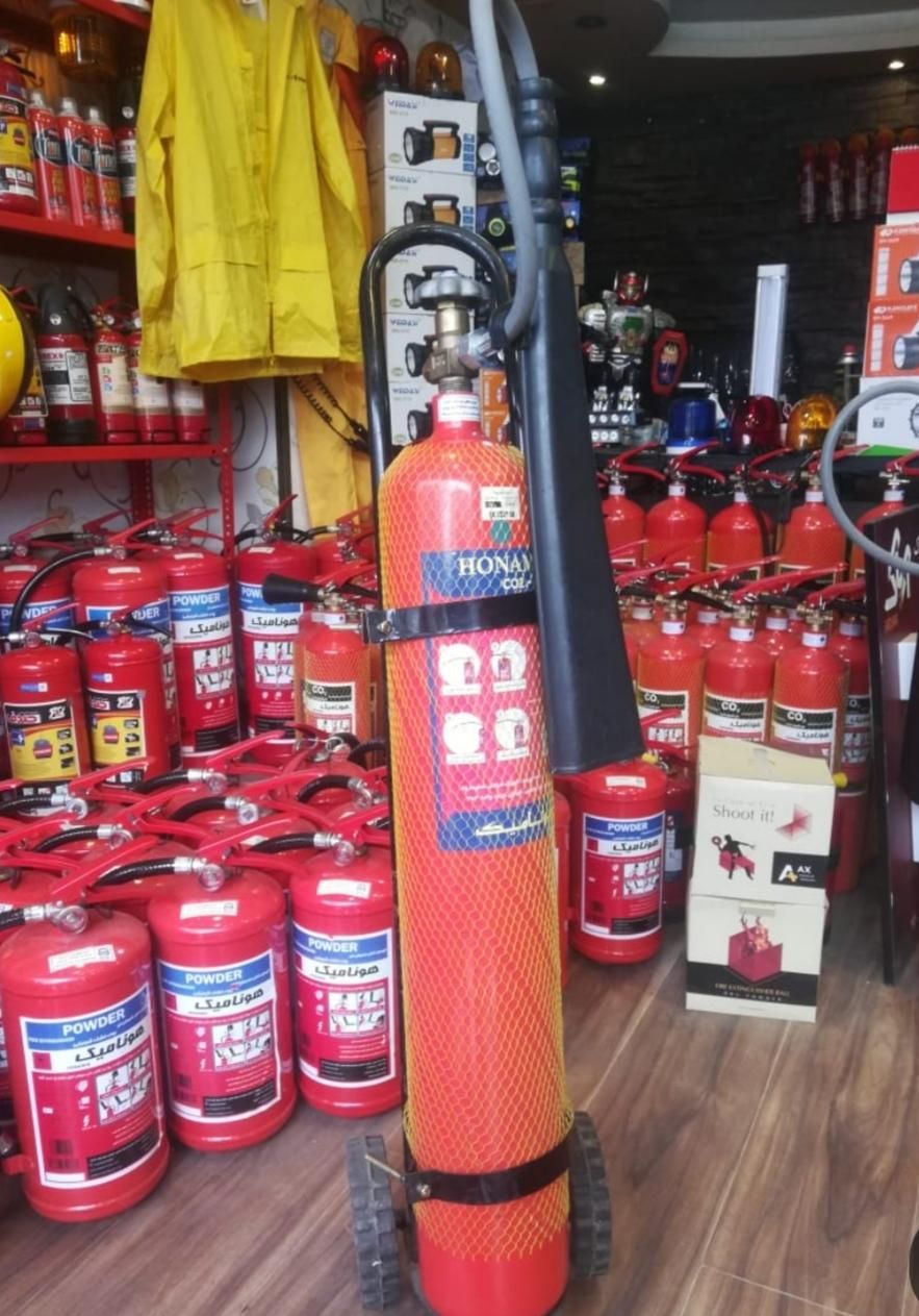 کپسول اتشنشانی اتش نشانی آتشنشانی6kg شارژ|ابزارآلات|شیراز, شهرک رضوان|دیوار