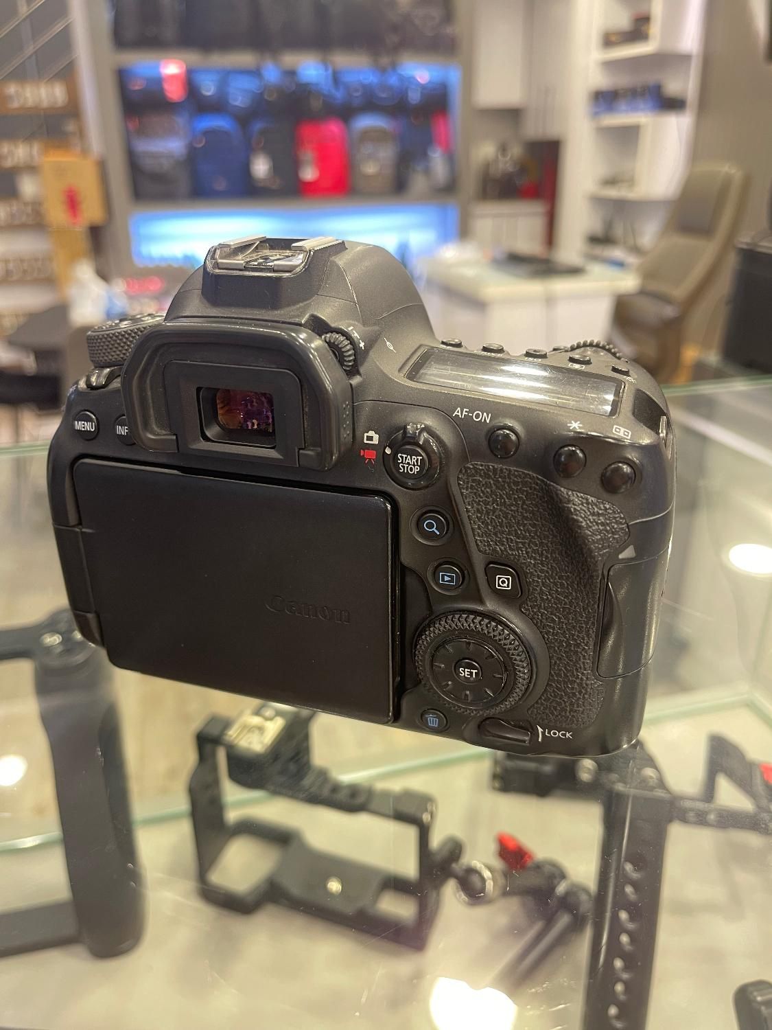 دوربین  canon ۶d mark ii|دوربین عکاسی و فیلم‌برداری|تهران, فردوسی|دیوار