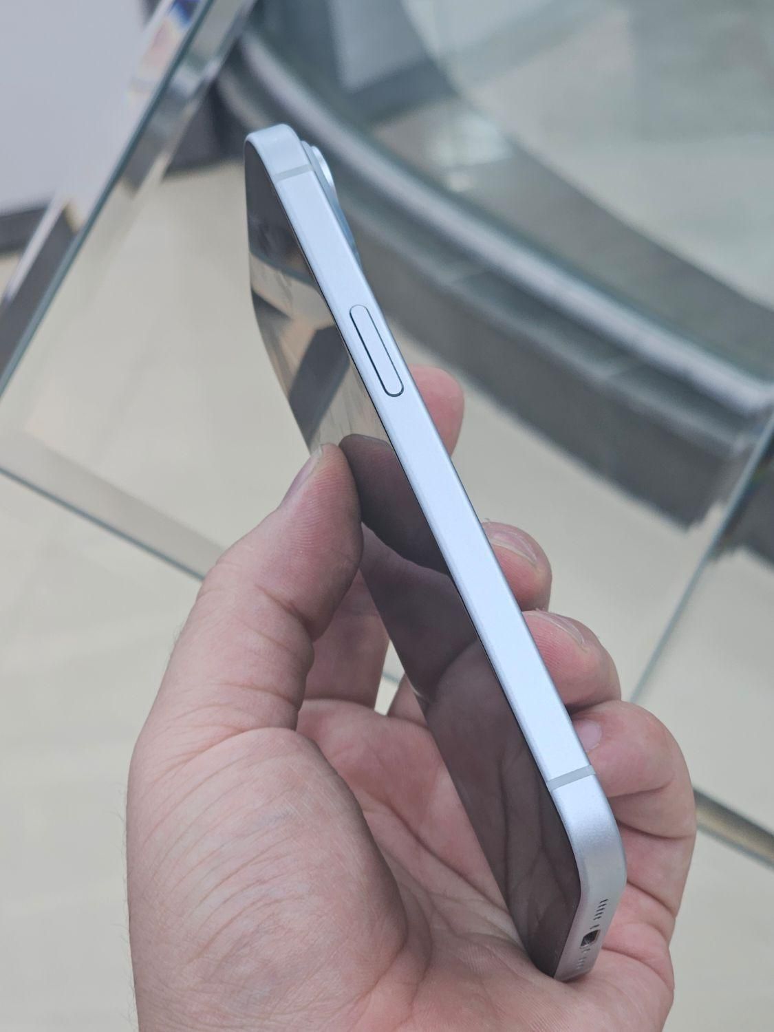 اپل iphone 14 حافظهٔ ۱۲۸ نقد وقسط چک تامین اجتماعی|موبایل|مشهد, احمدآباد|دیوار