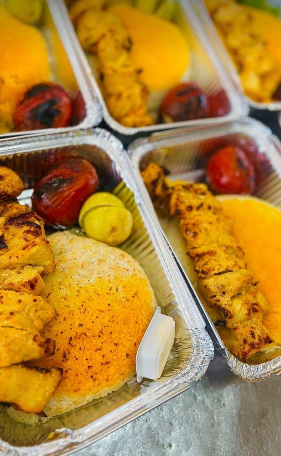 تهیه غذامراسم وتک پرسی پرسنلی آشپزخانه طاووس|خوردنی و آشامیدنی|رشت, علی آباد|دیوار