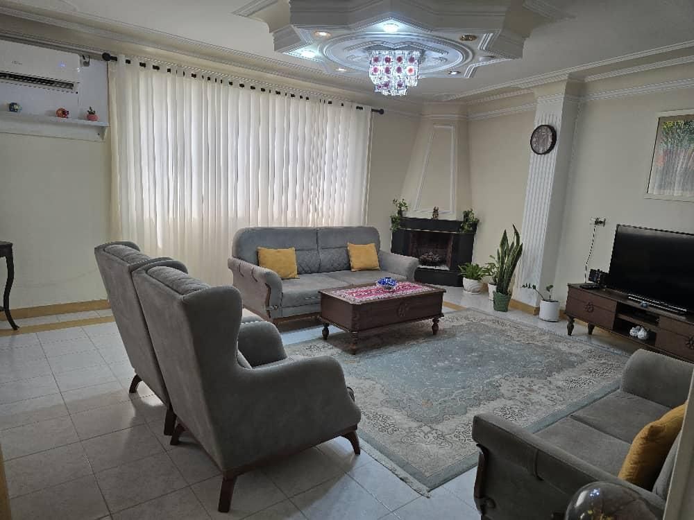 ۸۰متری تکواحدی پارکینگ اختصاصی محدوده ۱۲۲|اجارهٔ آپارتمان|رشت, کاکتوس|دیوار