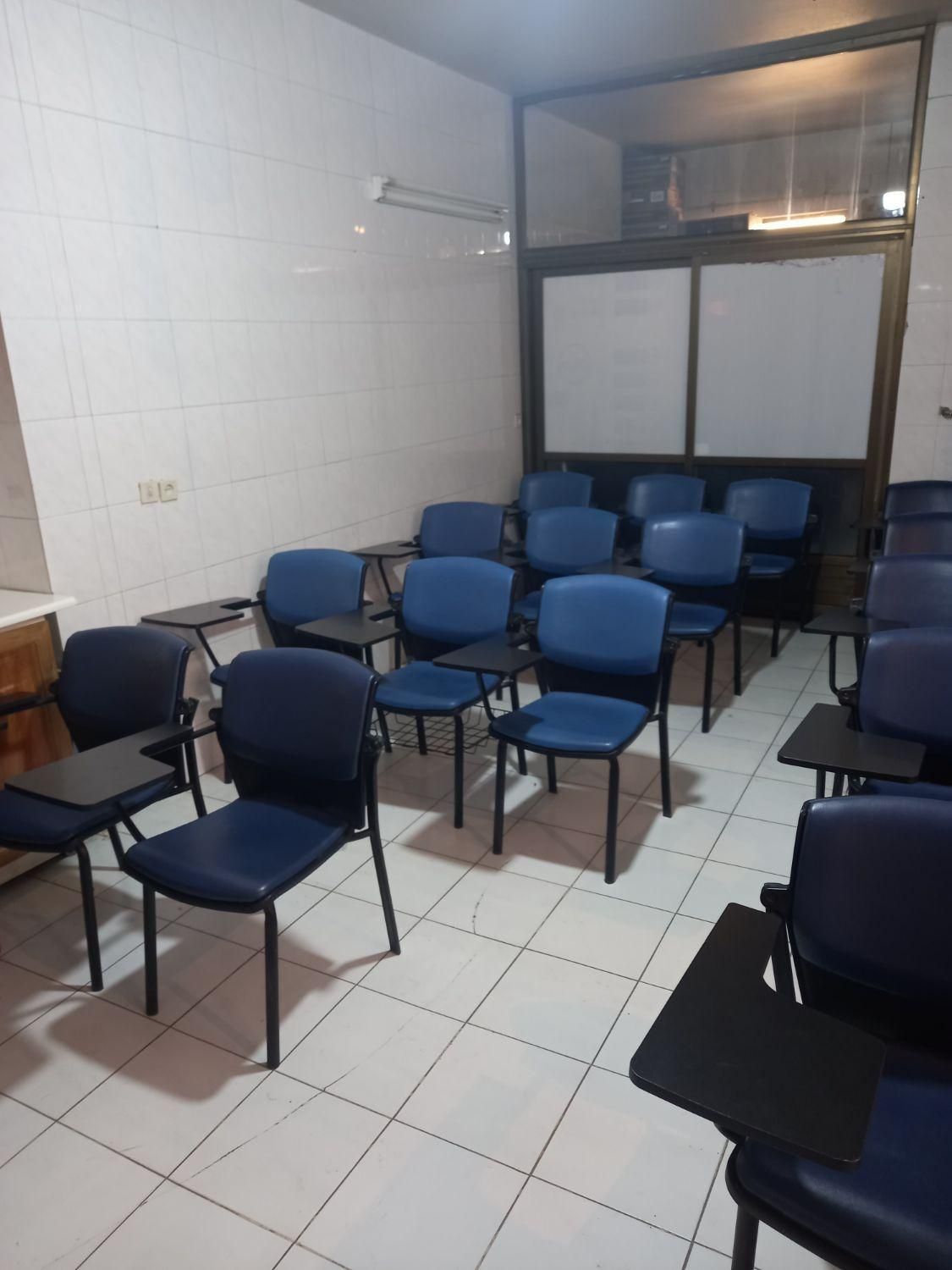 تدریس خصوصی دورس دبیرستان و دانشگاه|خدمات آموزشی|اصفهان, احمدآباد|دیوار