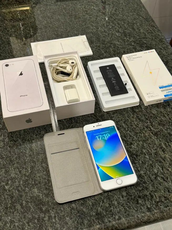 iphone 8 ایفون ۸ به شدت استثنایی و بدون مشابه|موبایل|تهران, ونک|دیوار