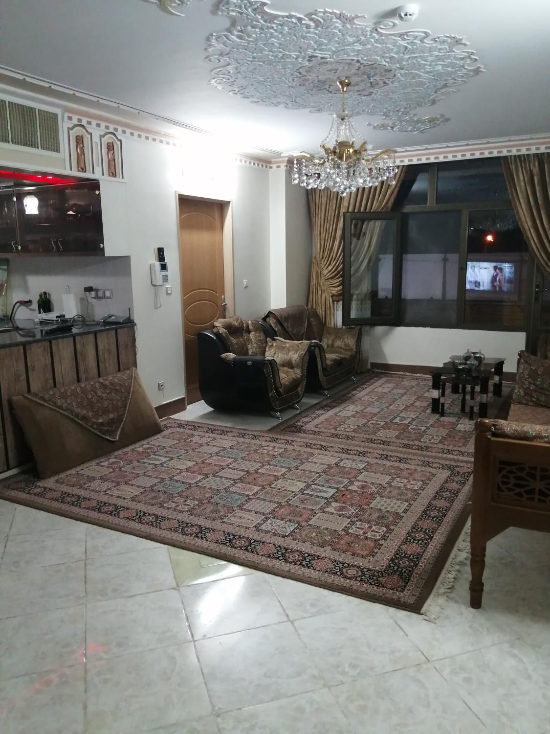 اجاره آپارتمان. مجتمع مسکونی ادارات. CNG|اجارهٔ آپارتمان|خمینی‌شهر, |دیوار