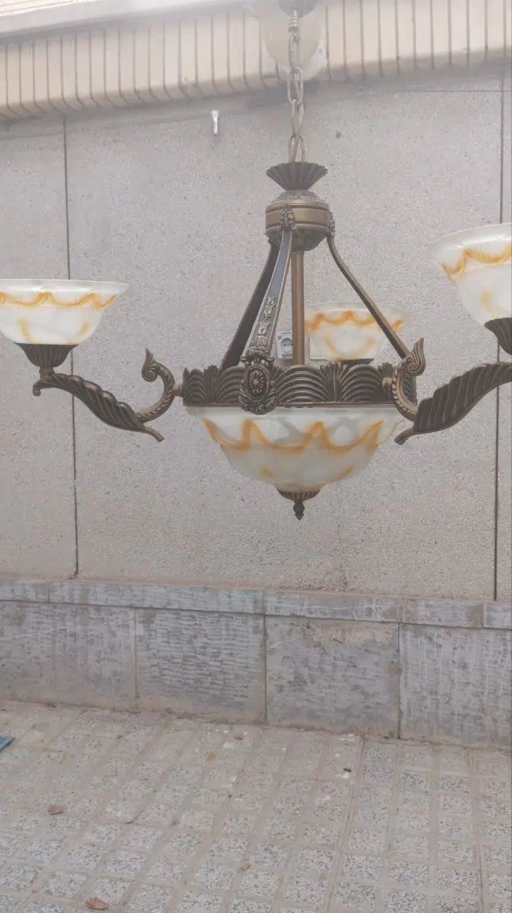 لوستر|لوستر و چراغ آویز|اصفهان, بهارستان|دیوار