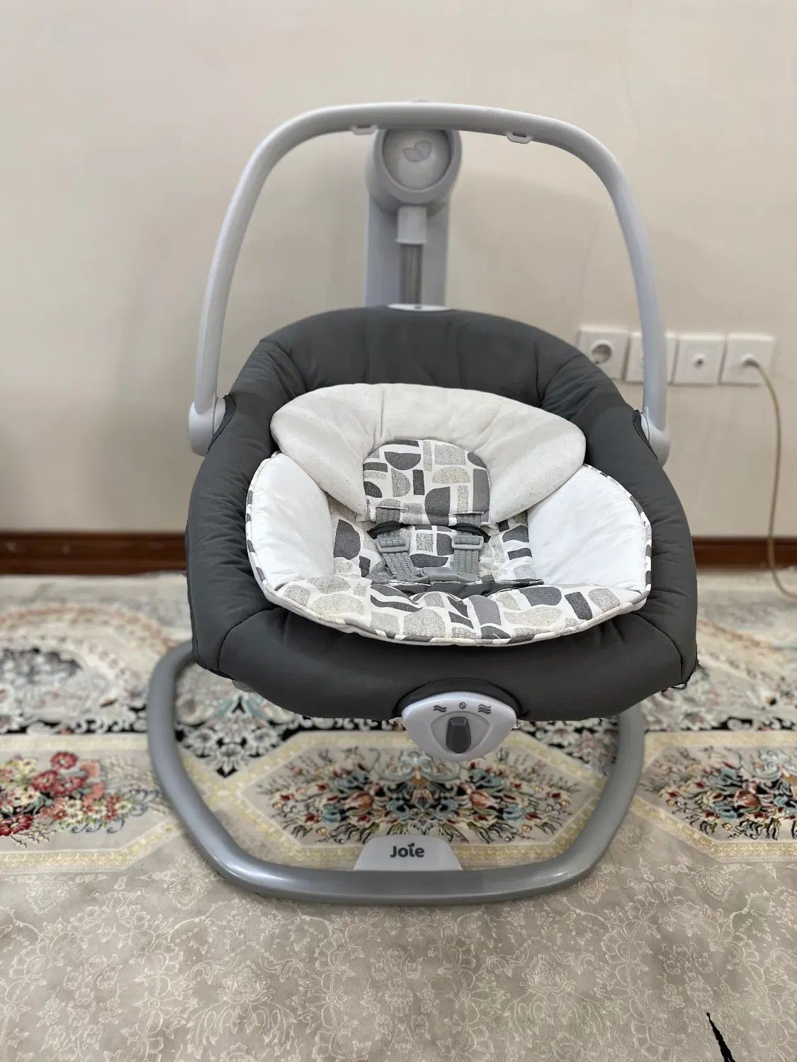 گهواره ‌تاپ برقی|تخت و صندلی بچه|تهران, والفجر (افسریه)|دیوار