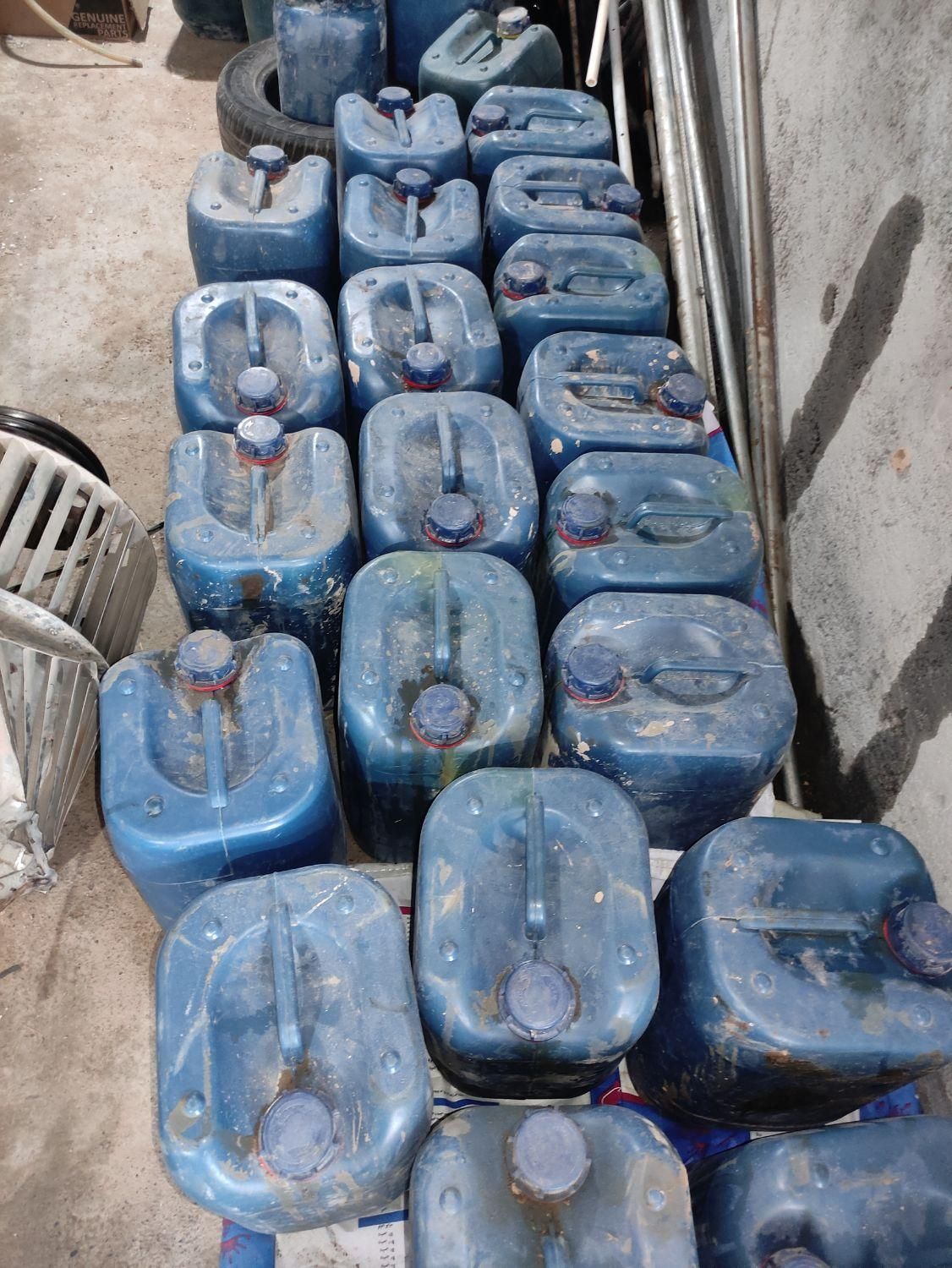 گالن 20 لیتری نهبندان|ظروف نگهدارنده، پلاستیکی، یکبارمصرف|بیرجند, |دیوار