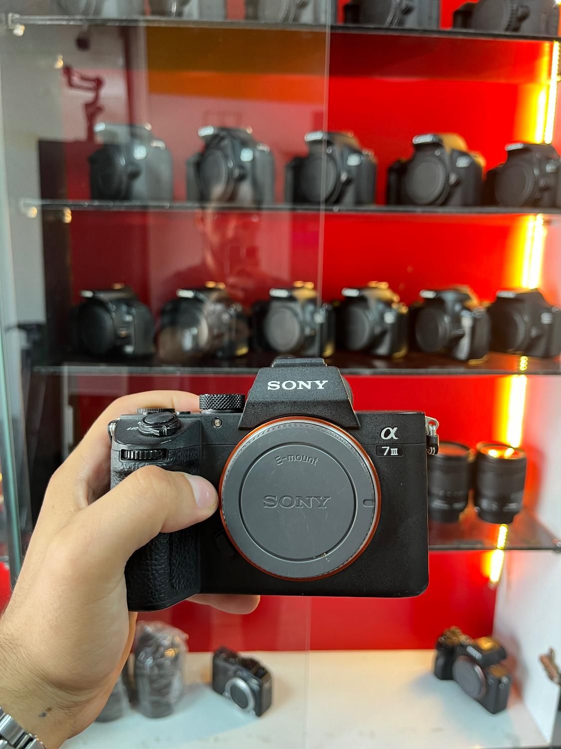 دوربین فول فریم Sony a7 III Body|دوربین عکاسی و فیلم‌برداری|رشت, استقامت ۱|دیوار