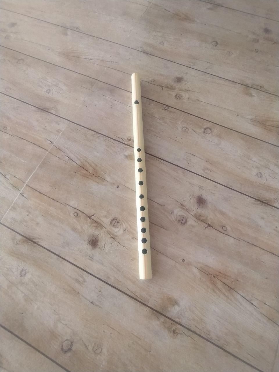 نوازنده وسازنده فلوت عربی|سازهای بادی|اردبیل, |دیوار