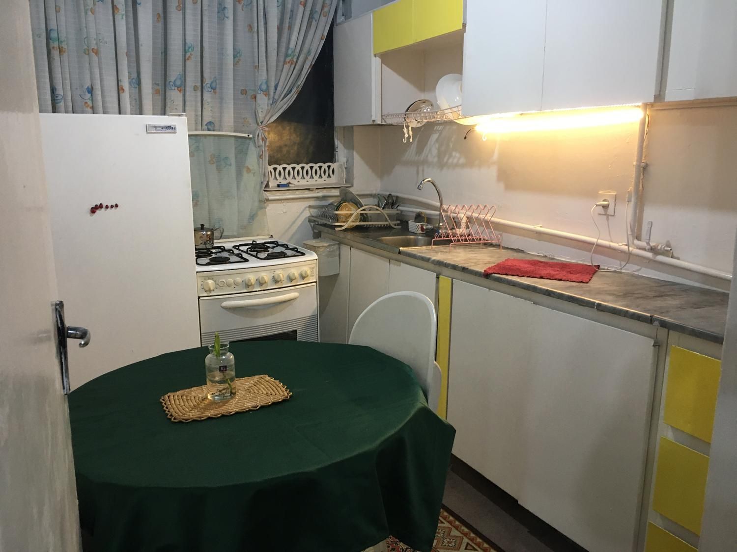 اجاره سویت دربست در شهر،|اجارهٔ کوتاه‌مدت آپارتمان و سوئیت|بندر انزلی, آخرخط|دیوار