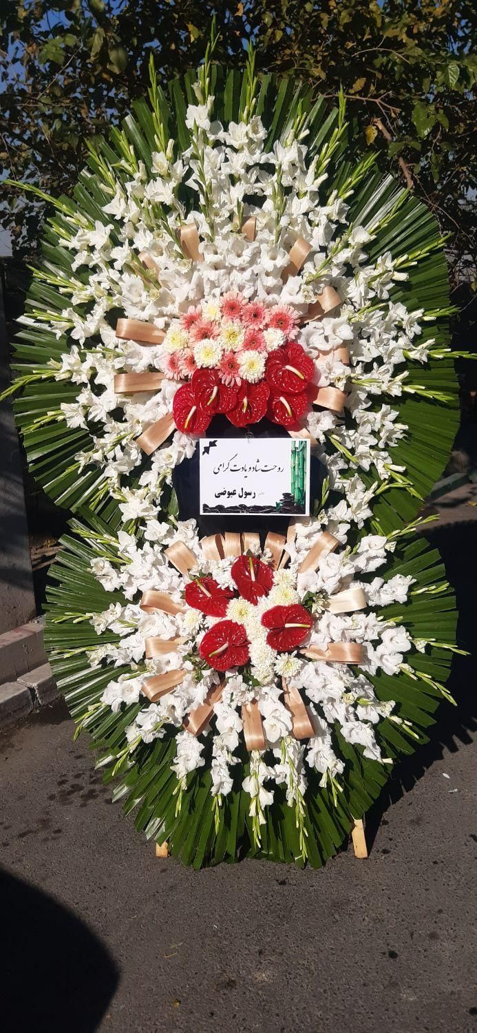 تاج گلهای عزا و ختم افتتاحیه و...|گل و گیاه طبیعی|تهران, هروی|دیوار