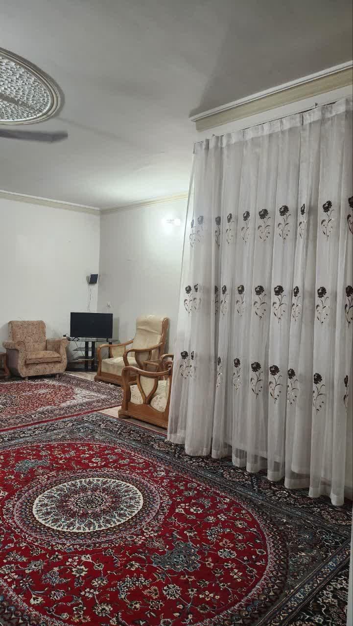 اجاره روزانه/هفتگی/ ۱۳۰ متری در فلسطین|اجارهٔ کوتاه‌مدت آپارتمان و سوئیت|رشت, فلسطین|دیوار