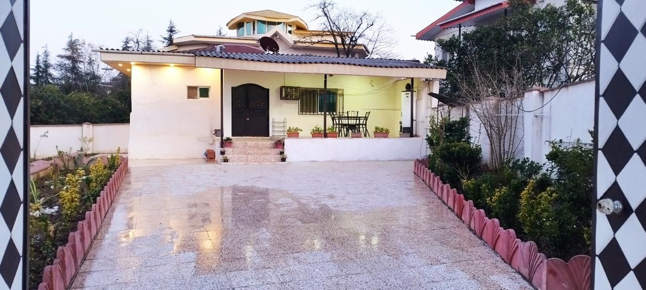 دربست ویلا حیاط دار بزرگ تمیزو دلنشین|اجارهٔ کوتاه‌مدت ویلا و باغ|رامسر, |دیوار