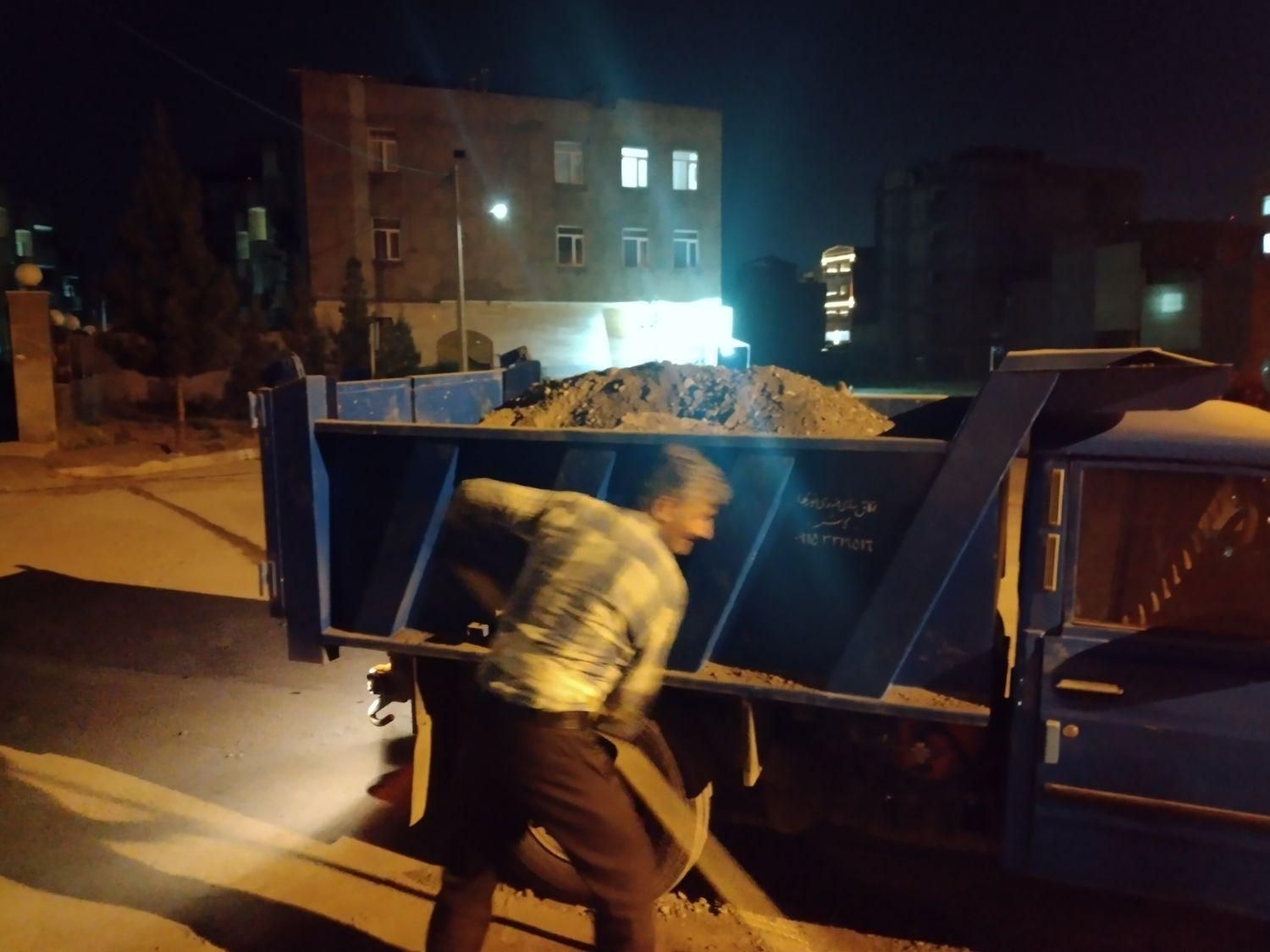 حمل بار و نخاله و ماسه گچ آجر کرایه چال خاک و...|خدمات حمل و نقل|نیشابور, شریعتی|دیوار