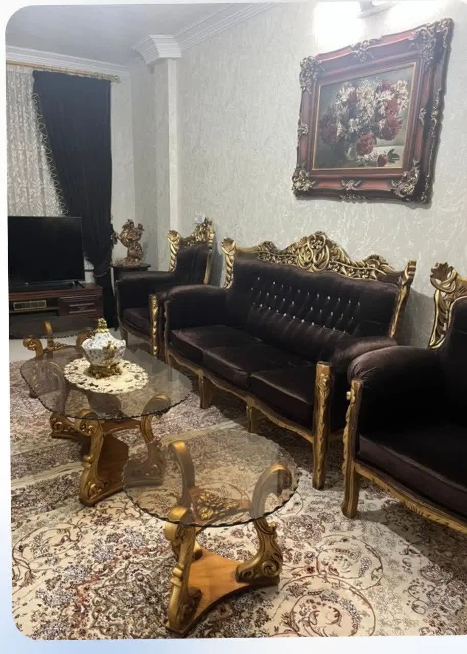 فروش مبل سلطنتی ۷ نفره بسیار شیک نو نو به شرط|مبلمان خانگی و میز عسلی|ری, دولت‌آباد|دیوار