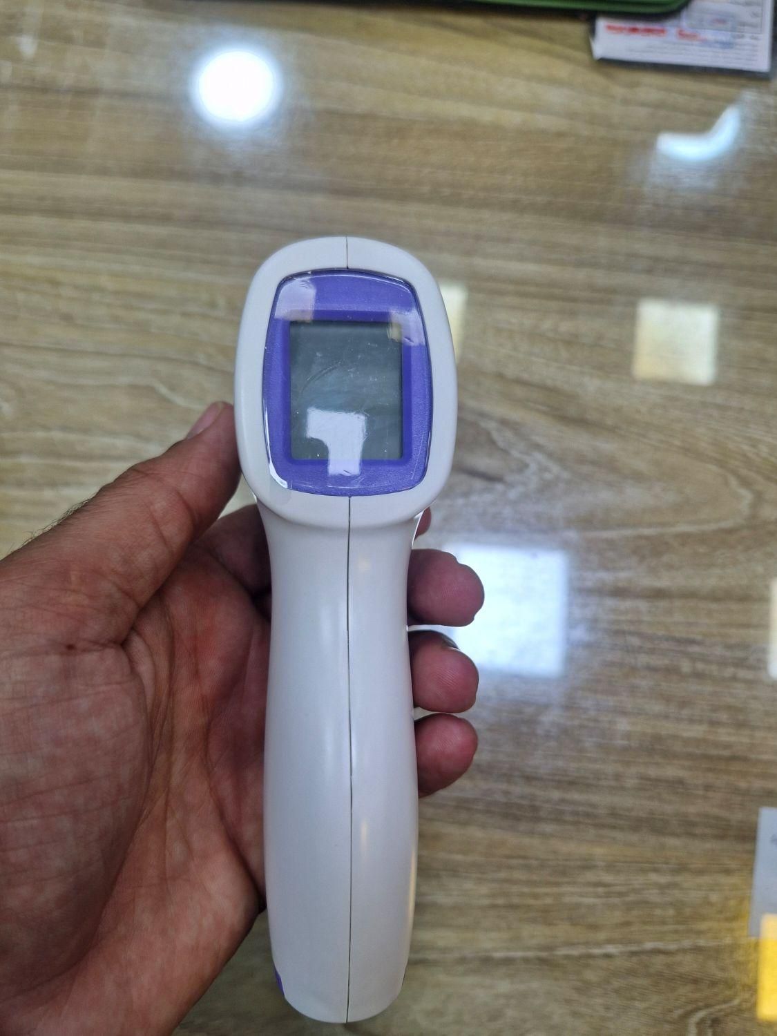 تب سنج لیزری|آرایشی، بهداشتی، درمانی|رشت, استقامت ۱|دیوار