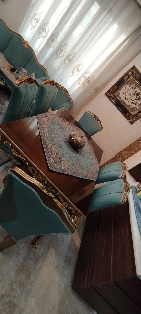 یک دست مبل ومیزناهار خوری جنس خوب باقیمت مناسب|مبلمان خانگی و میز عسلی|تهران, دروازه شمیران|دیوار