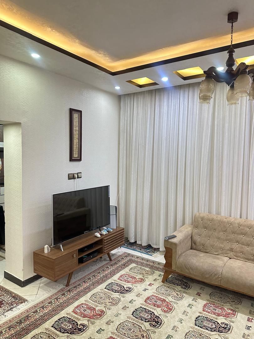 فروش خانه ویلایی گلدیس فول بازسازی|فروش خانه و ویلا|شاهین‌شهر, شهرک گلدیس|دیوار