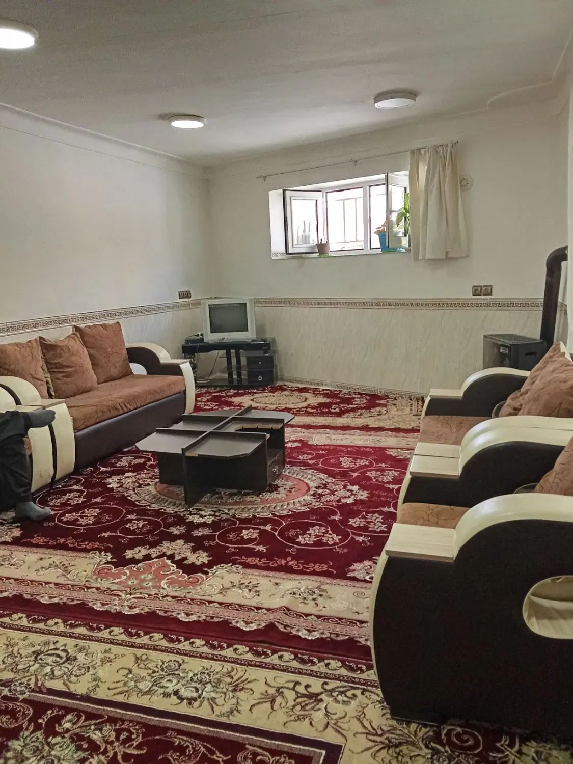 سویت و یکخوابه درحد هتل با پارکینگ ماشین|اجارهٔ کوتاه‌مدت آپارتمان و سوئیت|بانه, |دیوار