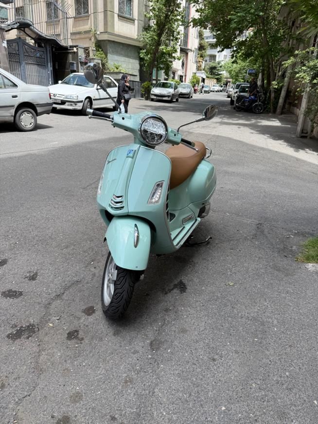 وسپا اچ پی ۳۰۰ vespa HP. GTS|موتورسیکلت|تهران, نیاوران|دیوار
