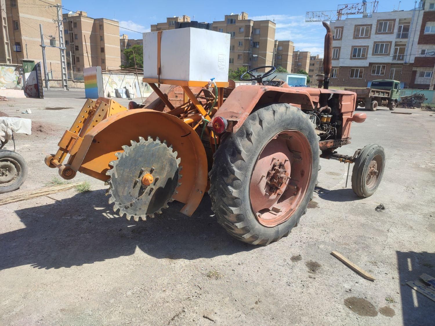 بابکت ، بیلبکو ، کاتر تراکتور ، خاور|خدمات حمل و نقل|قزوین, |دیوار