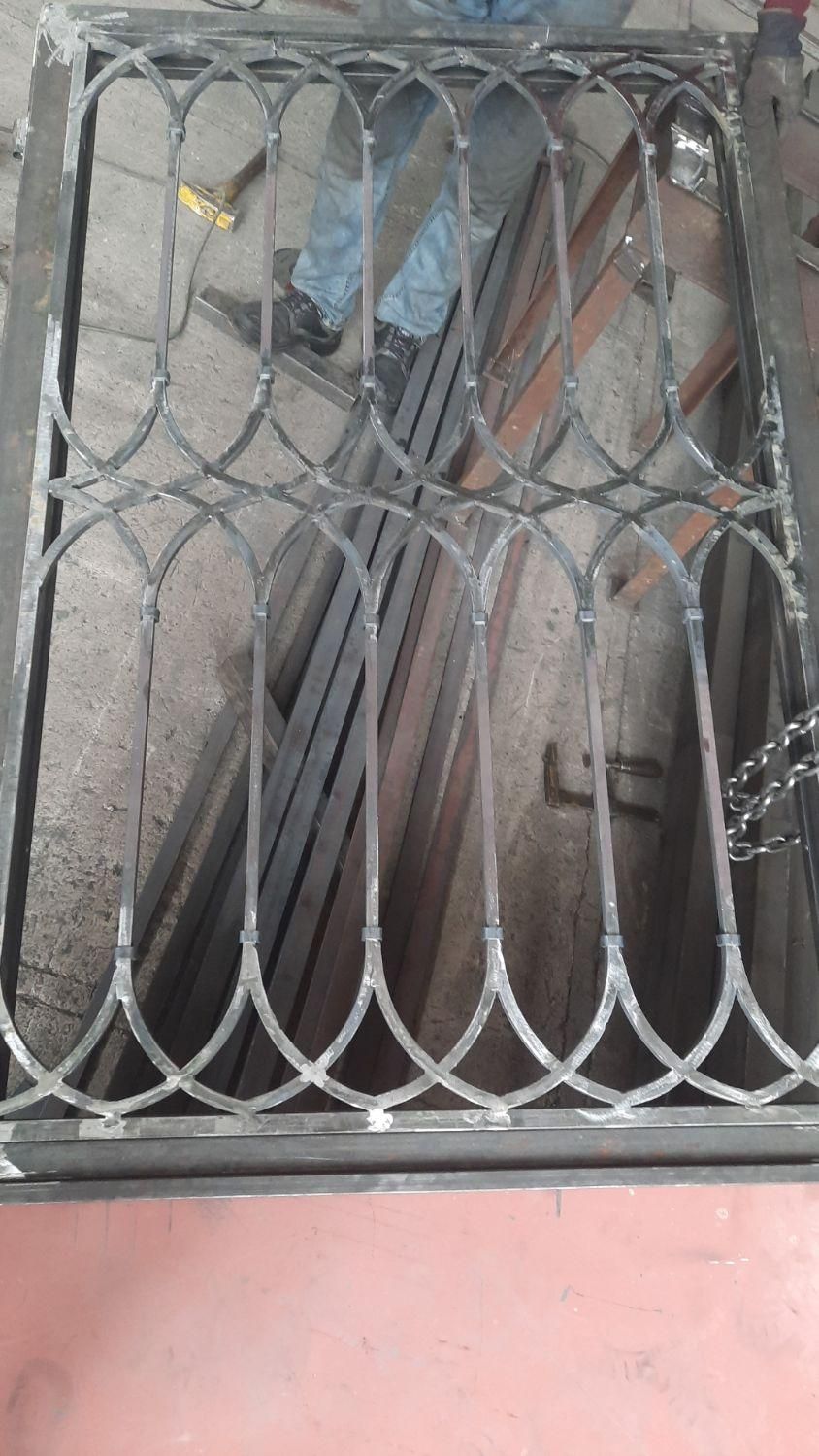 استاد کار آهنگری درب وپنجره وکارگر ساده|استخدام صنعتی، فنی، مهندسی|تهران, مسعودیه|دیوار
