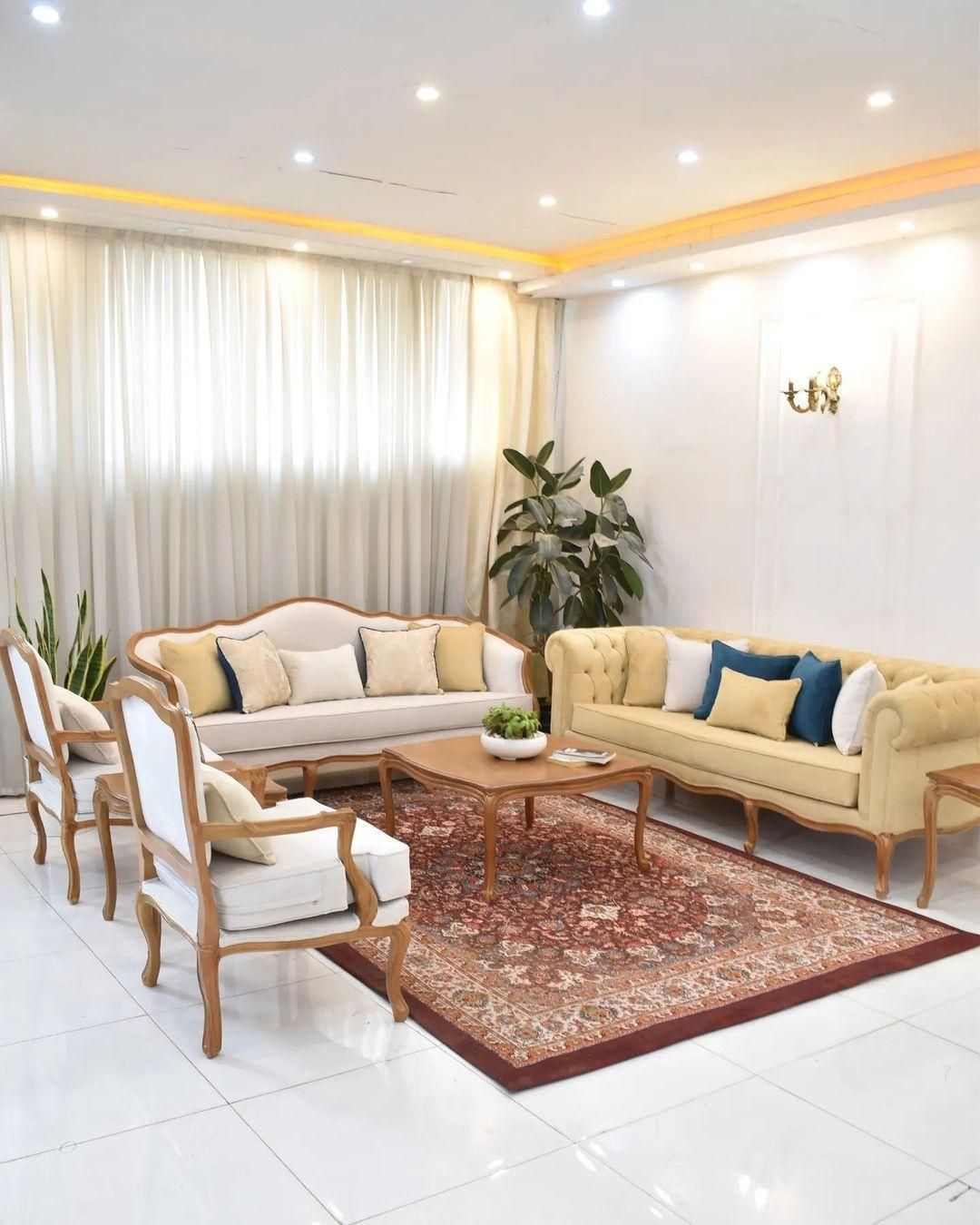 مبل چستر کلاسیک باشرایط اقساط12ماهه|مبلمان خانگی و میز عسلی|نیشابور, فیض آباد|دیوار