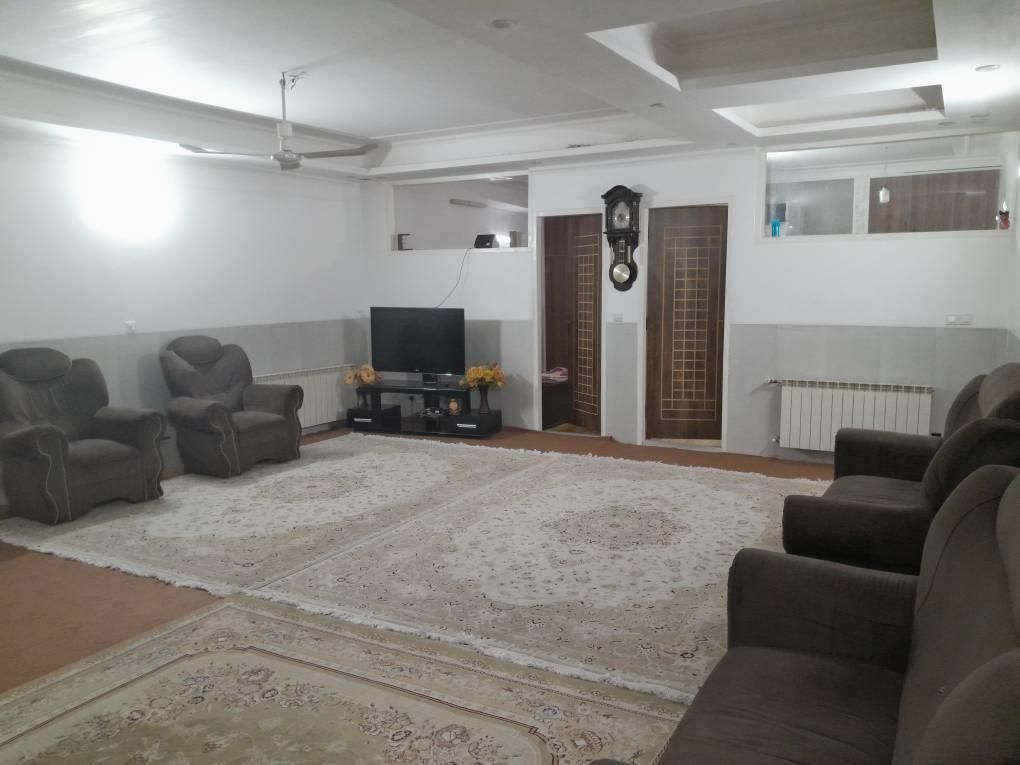 سوییت دوخواب مبله و تمیز در مرکزشهر|اجارهٔ کوتاه‌مدت آپارتمان و سوئیت|یزد, |دیوار