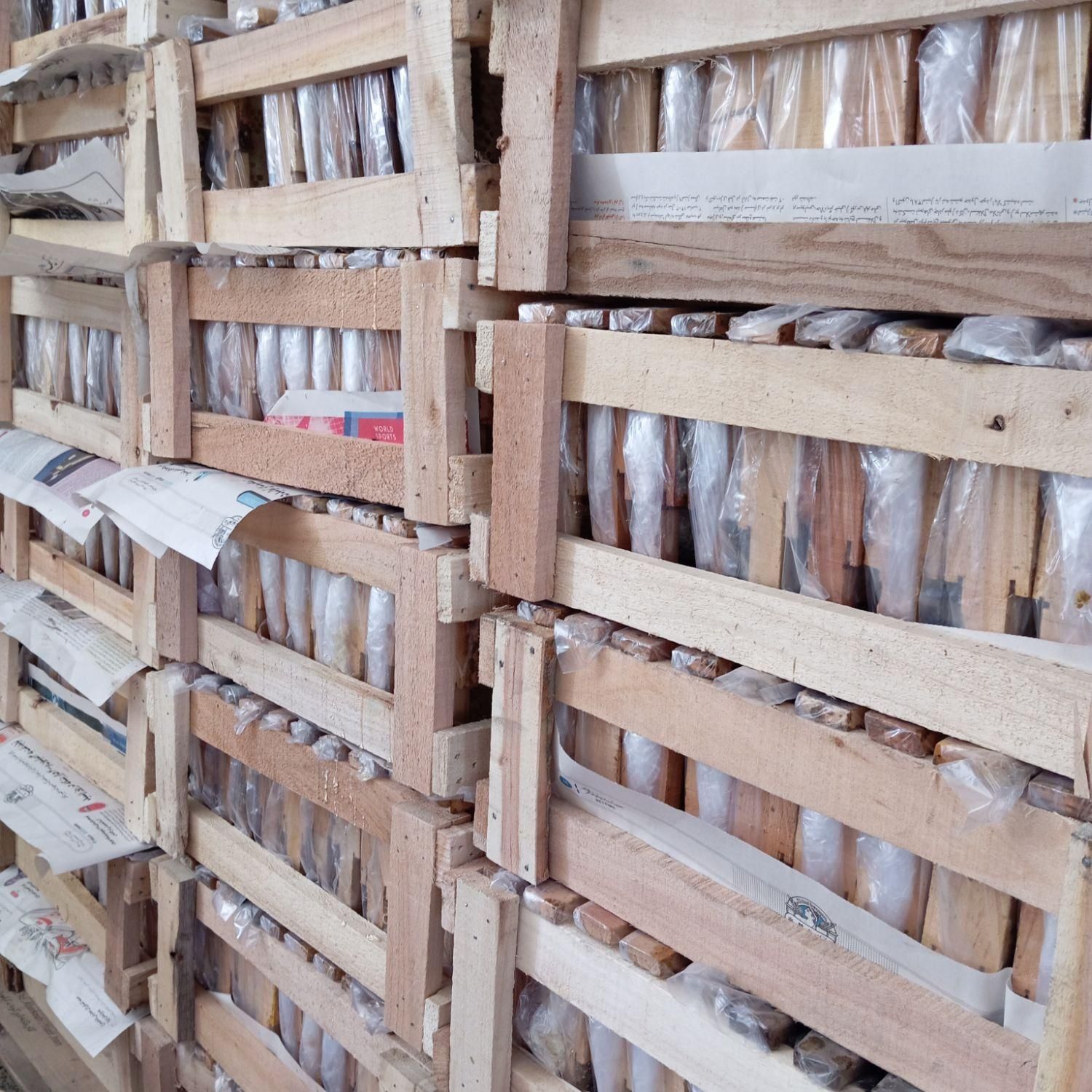 فروش عمده عسل موم و شهد سراب|خوردنی و آشامیدنی|هشتگرد, شهرک دانش|دیوار