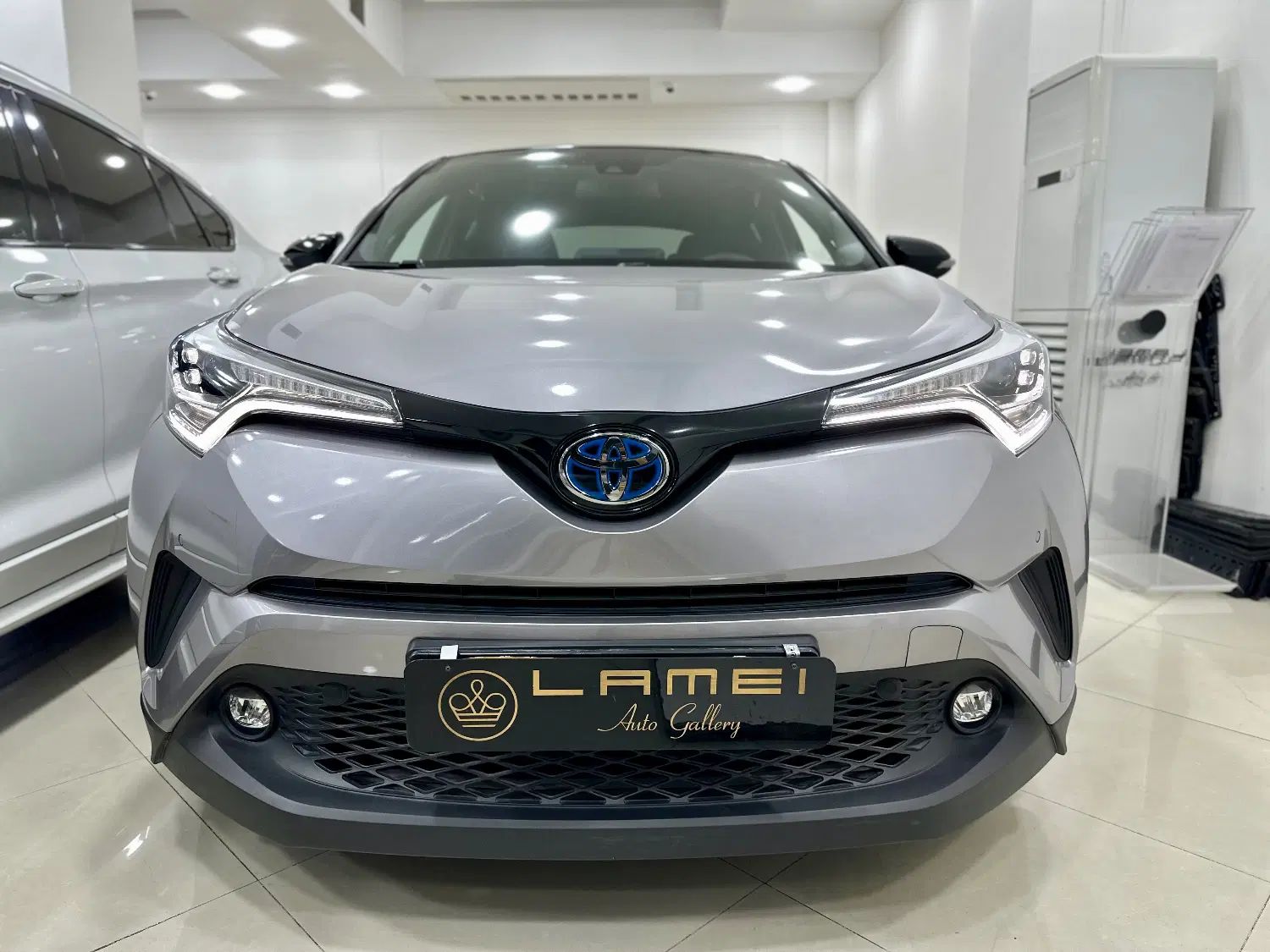 Toyota chr 2017 صفر کیلومتر فول استایل سلکشن|خودرو سواری و وانت|تهران, سعادت‌آباد|دیوار