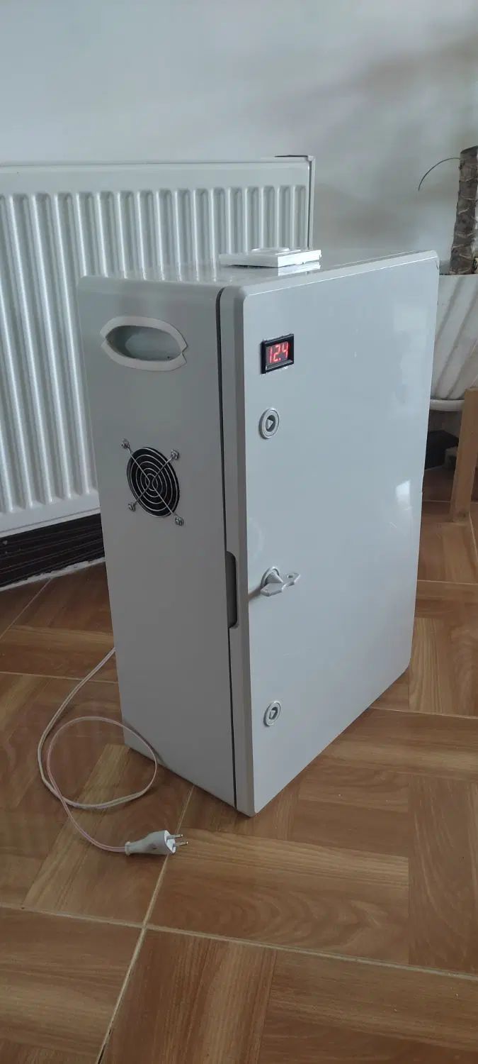 اینورتر و ups شارژ اتوماتیک|سایر لوازم برقی|اصفهان, آبشار|دیوار