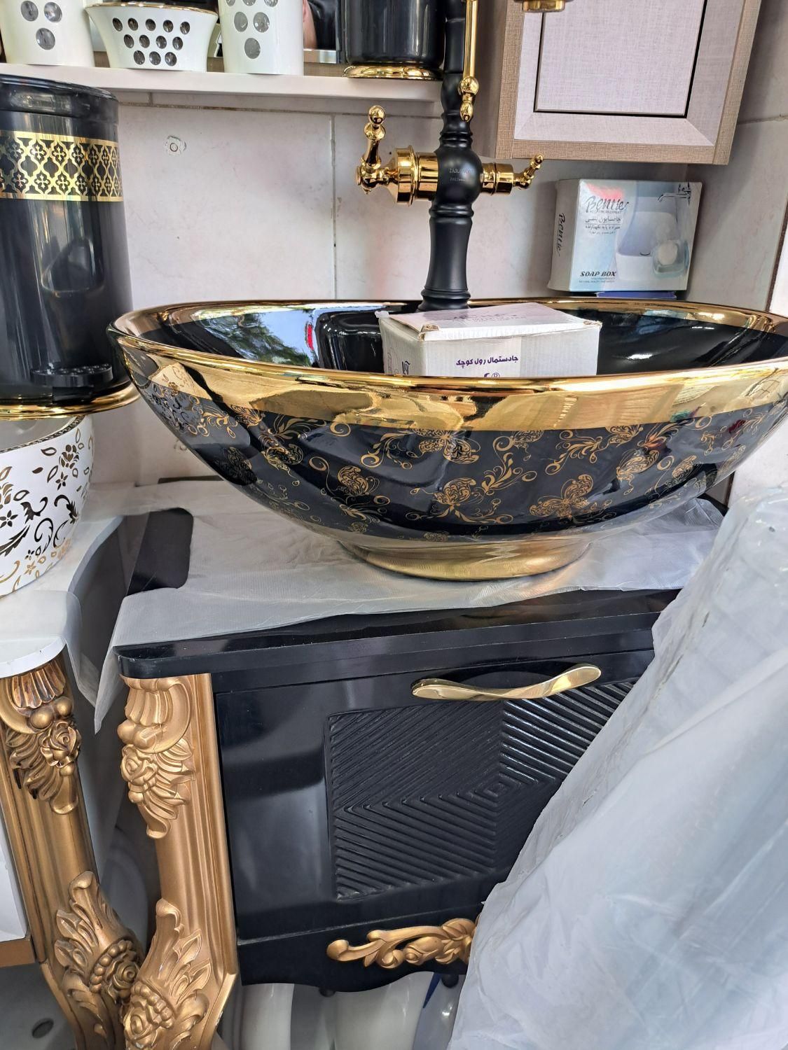 روشویی کابین دار فولست|لوازم سرویس بهداشتی|اصفهان, باغ فدک|دیوار