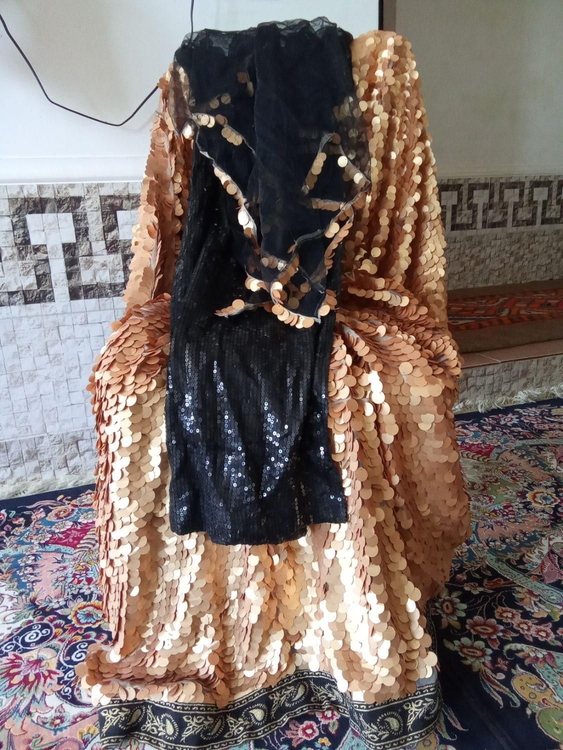 لباس محلی|لباس|شیراز, رکنآباد|دیوار