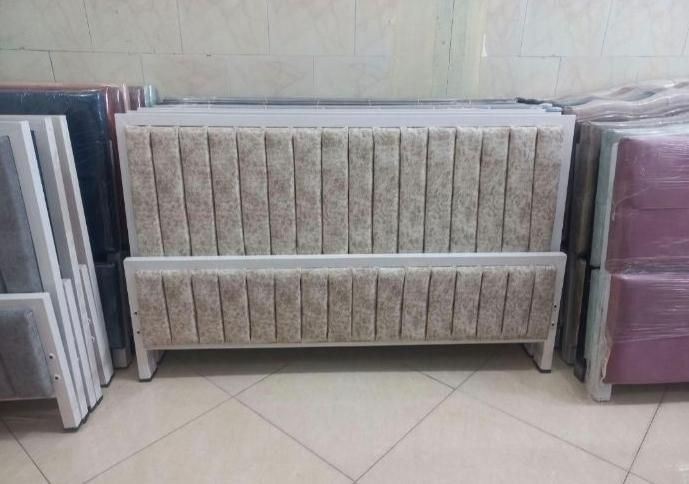 تخت خواب دو نفره حاجی پور(تختخواب۲دونفره)تشک شقایق|تخت و سرویس خواب|مشهد, حسین‌آباد|دیوار