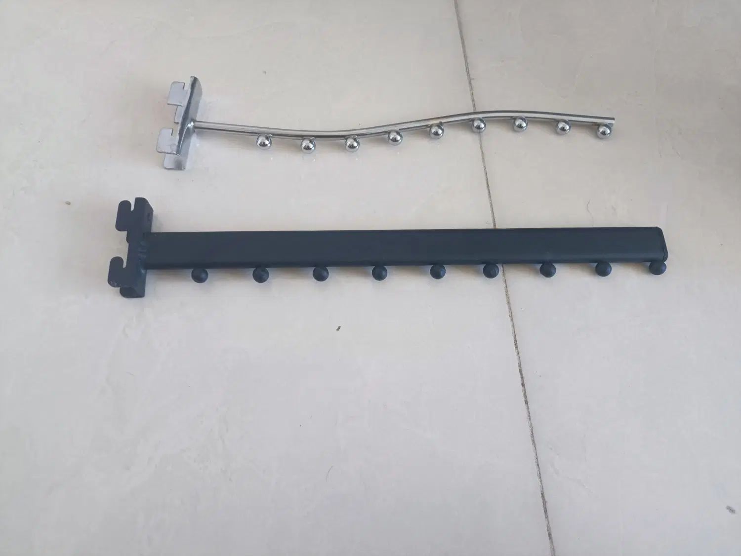 حراج رگال و چوب لباسی و دوگیره اینه کانتر تگ لباس‌|فروشگاه و مغازه|پاکدشت, پاکدشت (مامازند)|دیوار