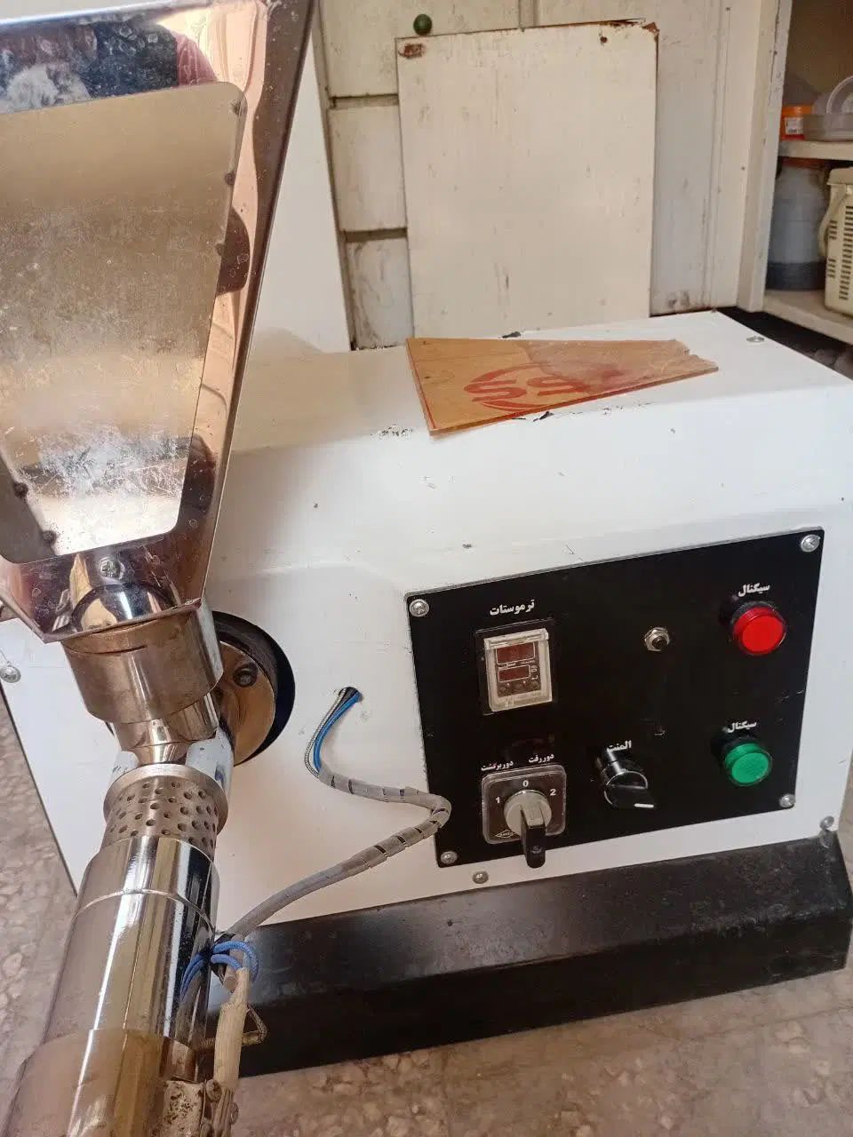 دستگاه روغن گیری مدل M7 شرکت نیک مهر (کار کرده)|ماشین‌آلات صنعتی|قم, صفائیه|دیوار