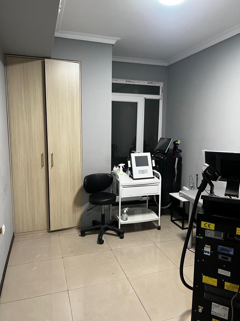 ۹۰متر ۲خواب/فول/بر خیابان فردوس غرب|اجارهٔ دفتر کار، اتاق اداری، مطب|تهران, سازمان برنامه|دیوار