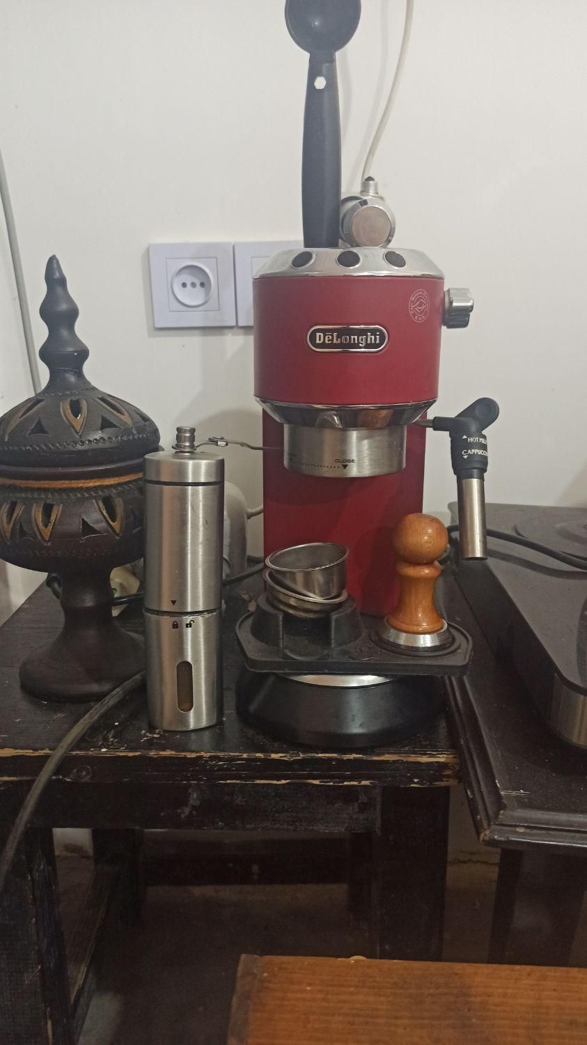 اسپرسوز خانگی دلونگی(ایتالیایی اصلی)|سماور، چای‌ساز، قهوه‌ساز|بهشهر, |دیوار