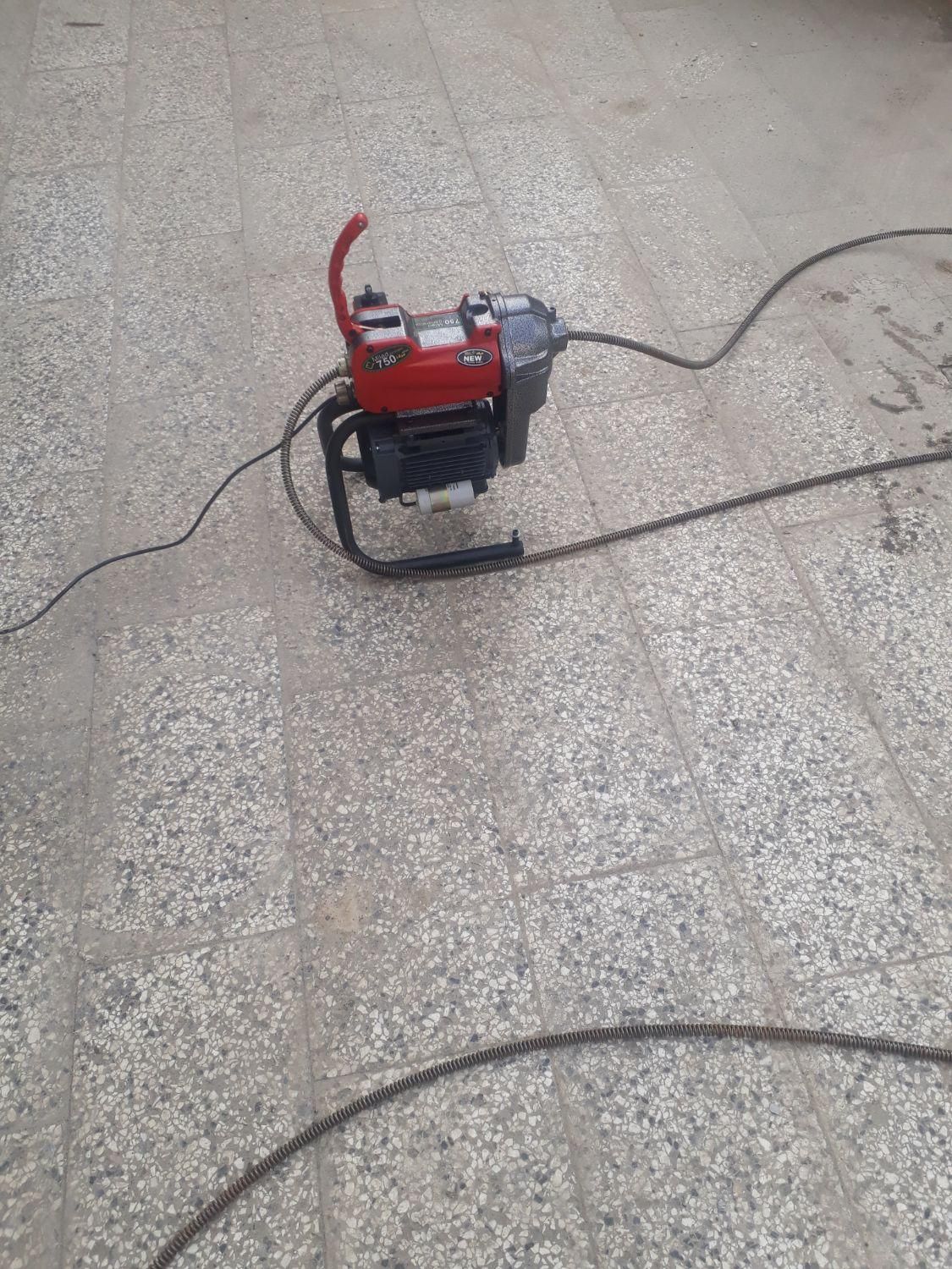 لوله بازکنی شهرک صنعتی وکیل ابادقاسم اباد توس ۲۴ست|خدمات پیشه و مهارت|مشهد, توس (بلوار توس)|دیوار