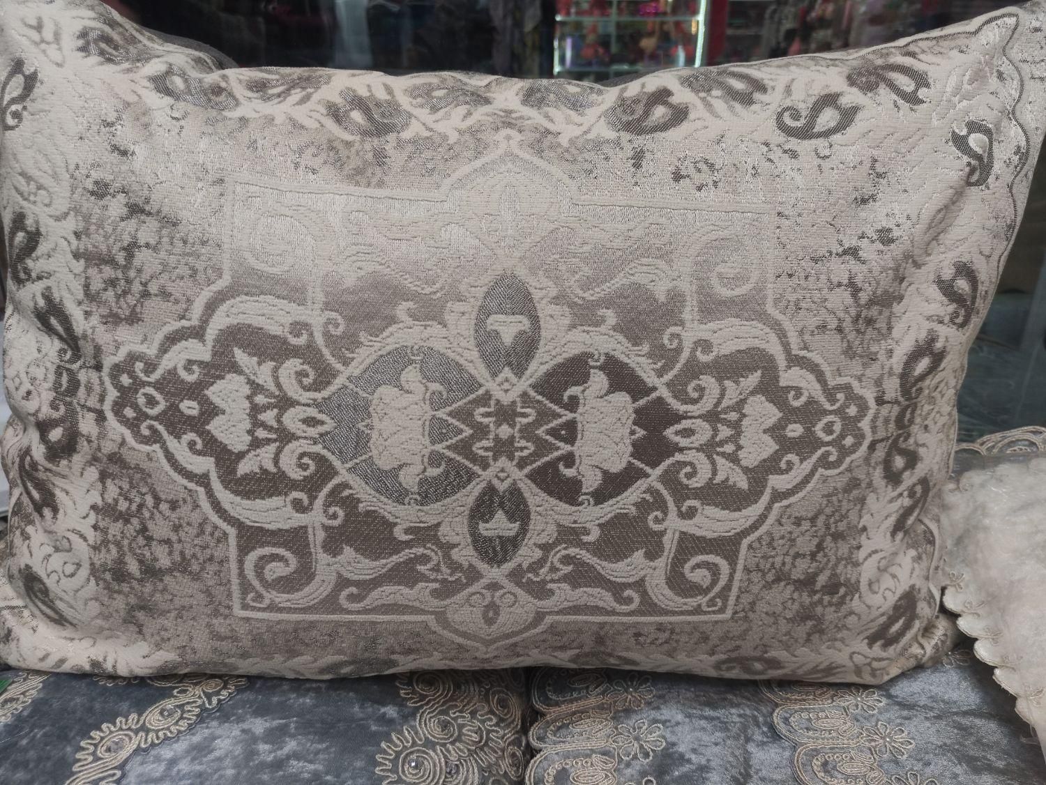 روبالشتی سلطنتی روپشتی  عروس|رختخواب، بالش، پتو|تربتحیدریه, فردوسی جنوبی|دیوار