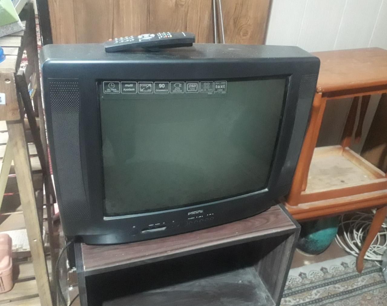 تلویزیون پارس۲۱اینچ|تلویزیون و پروژکتور|شیراز, شهرک مفتح|دیوار