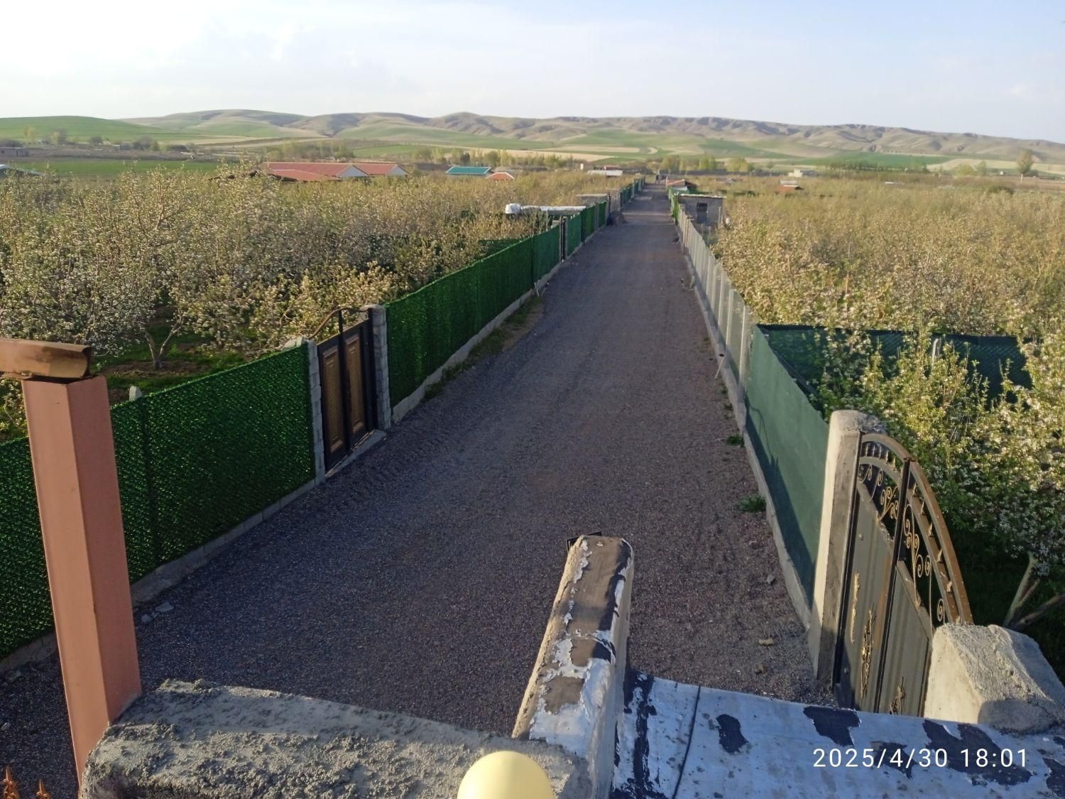 باغ با مجوز باغ و برق و آب سند شش دانگ|فروش خانه و ویلا|بستان آباد, |دیوار