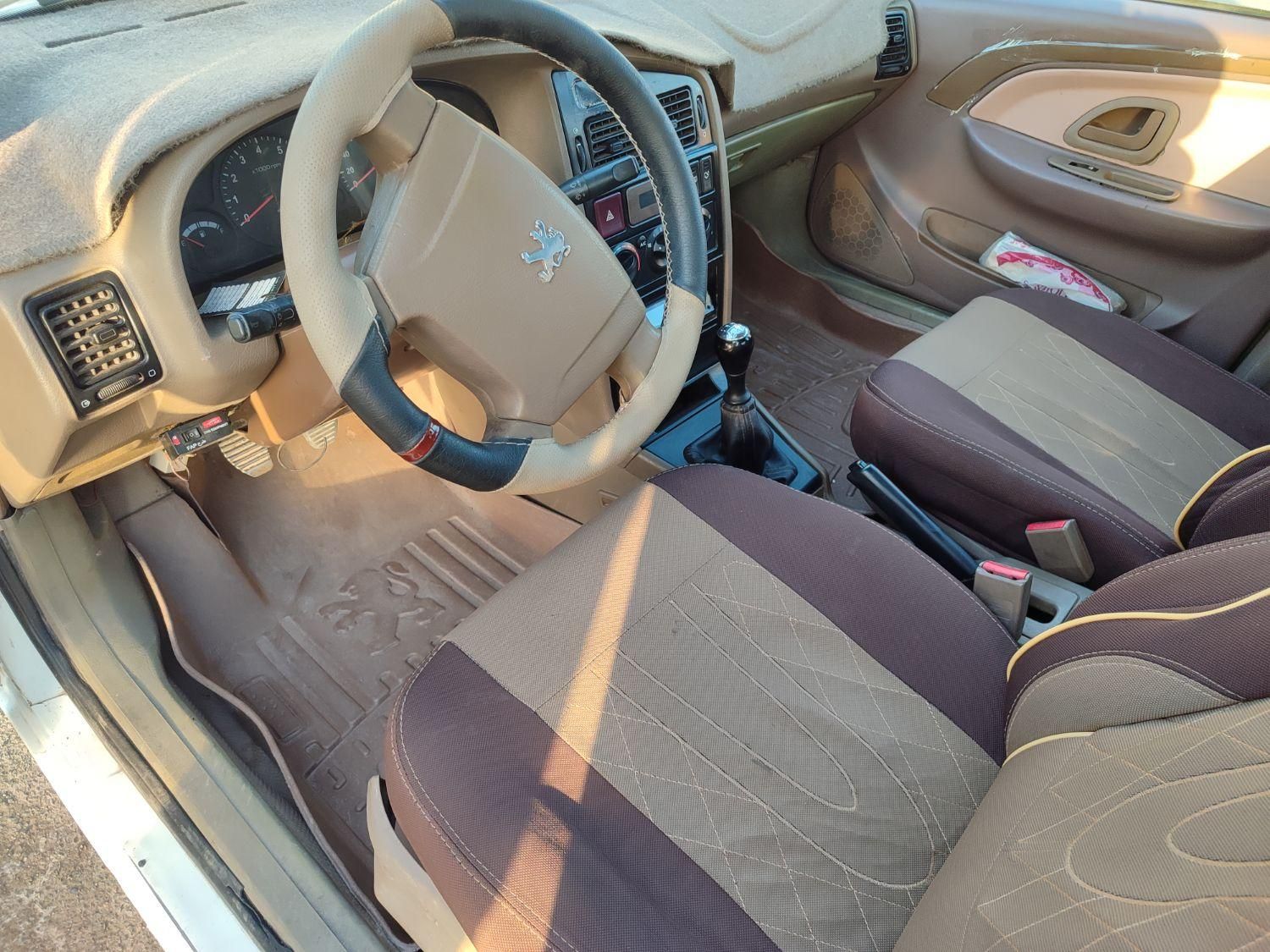پژو 405 SLX موتور 1800، مدل ۱۳۹۰|خودرو سواری و وانت|بیرجند, |دیوار