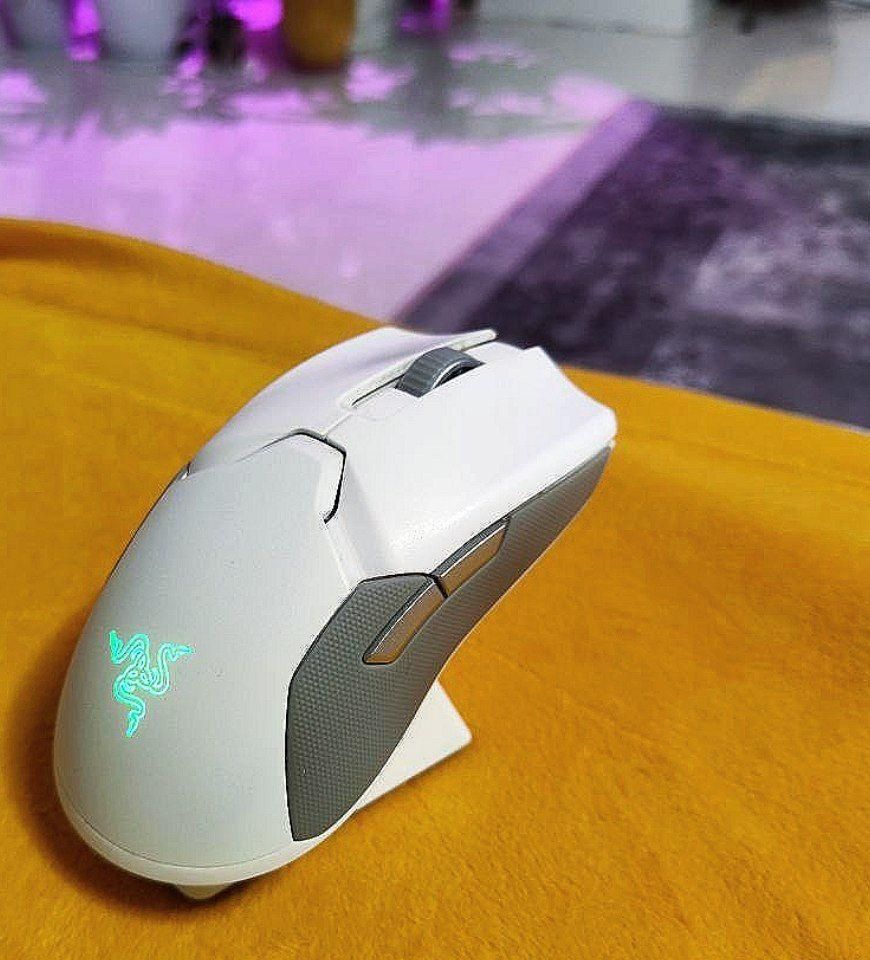 ماوس گیمینگ Razer Viper Ultimate + داک شارژ|قطعات و لوازم جانبی رایانه|کرج, شهر جدید اندیشه|دیوار