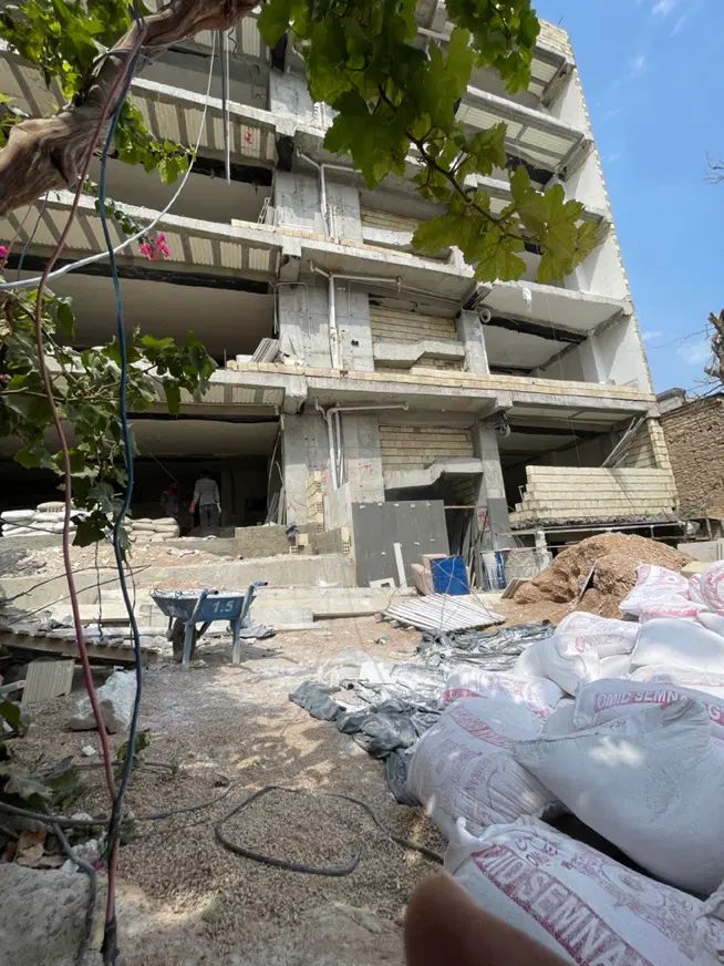 خواهان نگهبان ساختمان،کارگر،برشکارسنگ وسرامیک کار|استخدام معماری، عمران و ساختمانی|شیراز, لاله|دیوار