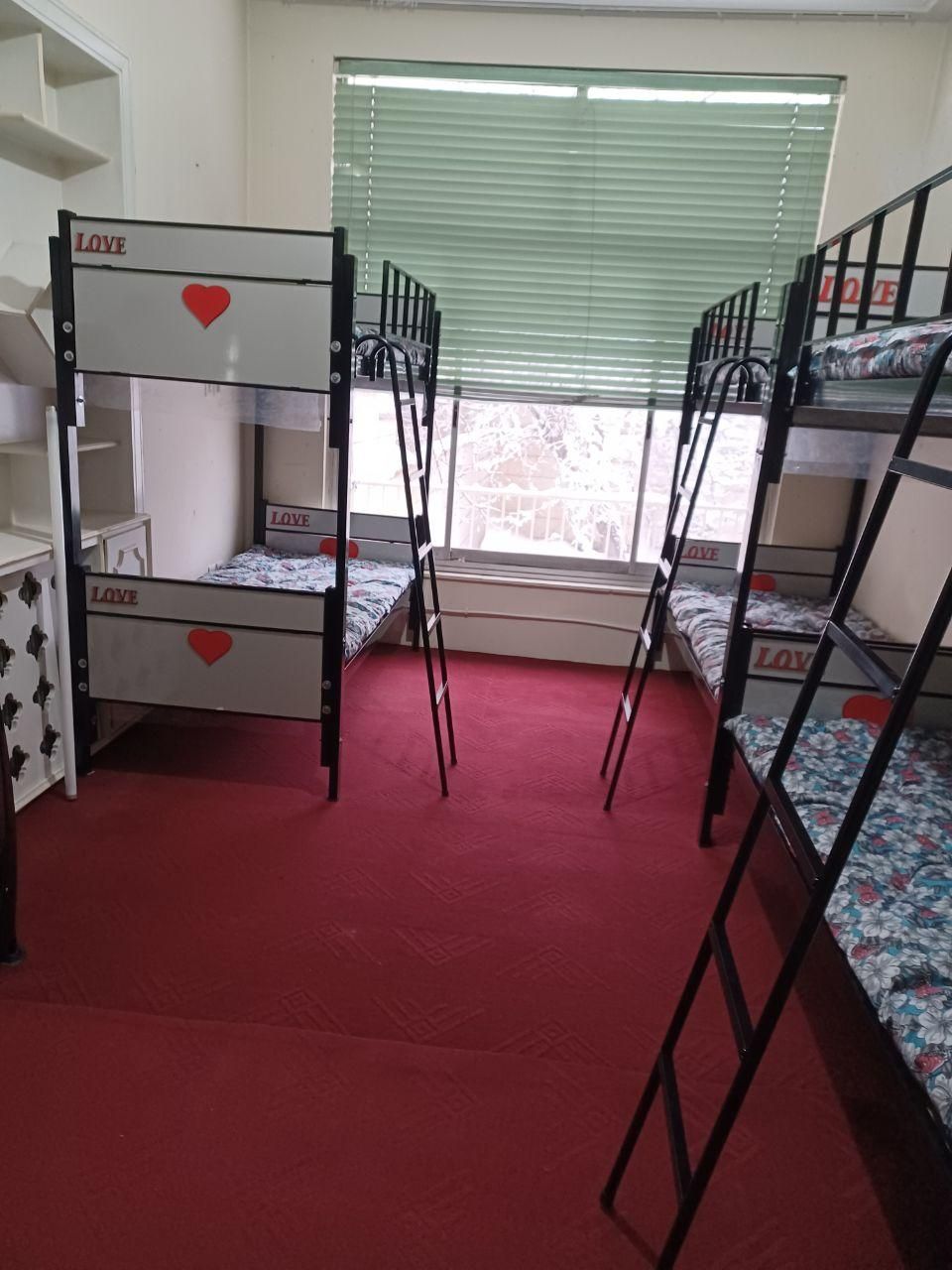 خوابگاه و پانسیون دخترانه بهشت|اجارهٔ کوتاه‌مدت آپارتمان و سوئیت|مشهد, احمدآباد|دیوار