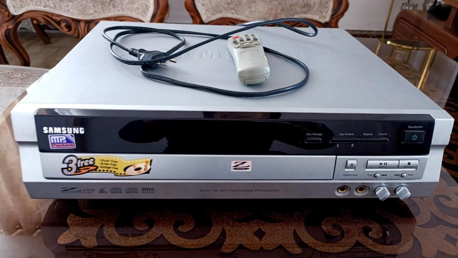 دستگاه سی دی ویک دستگاه ردیاب نو فروشی|پخش‌کننده DVD و ویدیو|اسلام‌شهر, زرافشان|دیوار