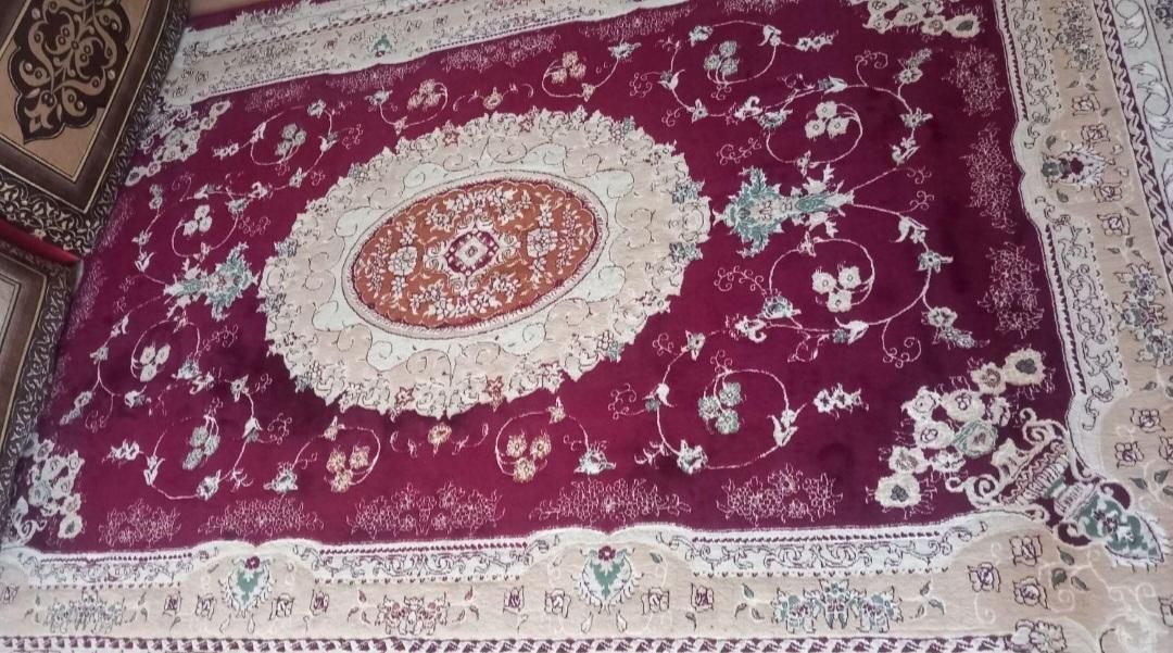 فرش مونس مشهد|فرش|بروجن, |دیوار