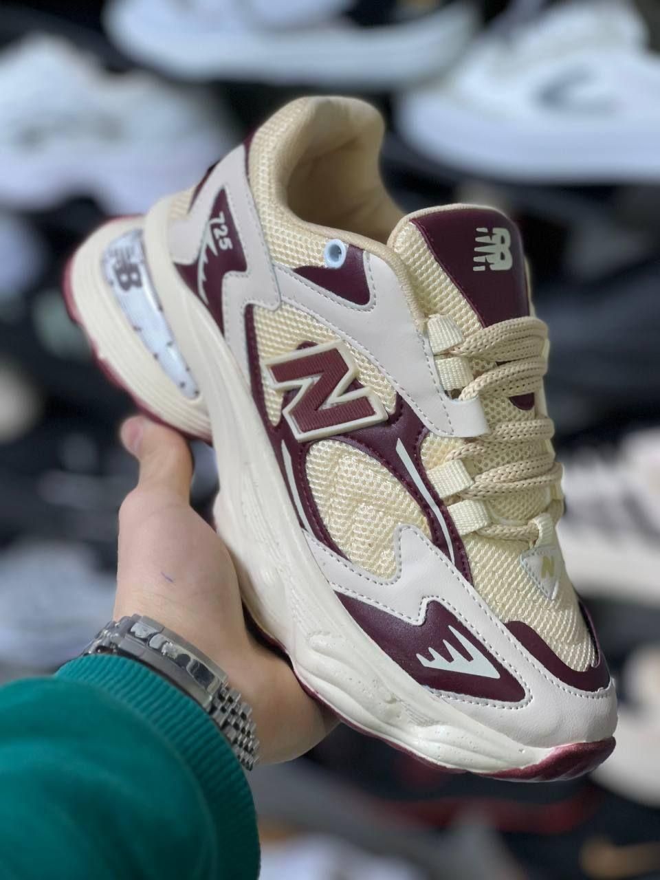 نیوبالانس ۷۲۵|کیف، کفش، کمربند|شهرکرد, |دیوار