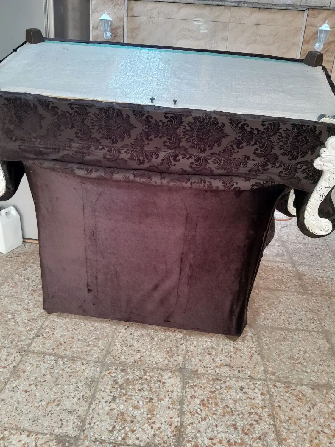 مبل،عسلی ،ساعت ،فروش بدلیل تغییر دکوراسیون|مبلمان خانگی و میز عسلی|رشت, دیانتی|دیوار